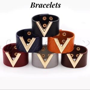 Boutique Faux-Leather ‘V’ Bracelets